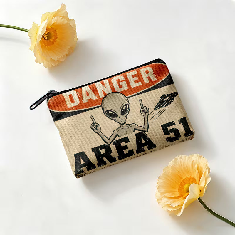 Double-Sided Alien Print Coin Purse – Lightweight Multi-Use Clutch for Earphones, Lipstick & Small Items, Great Unisex Gift